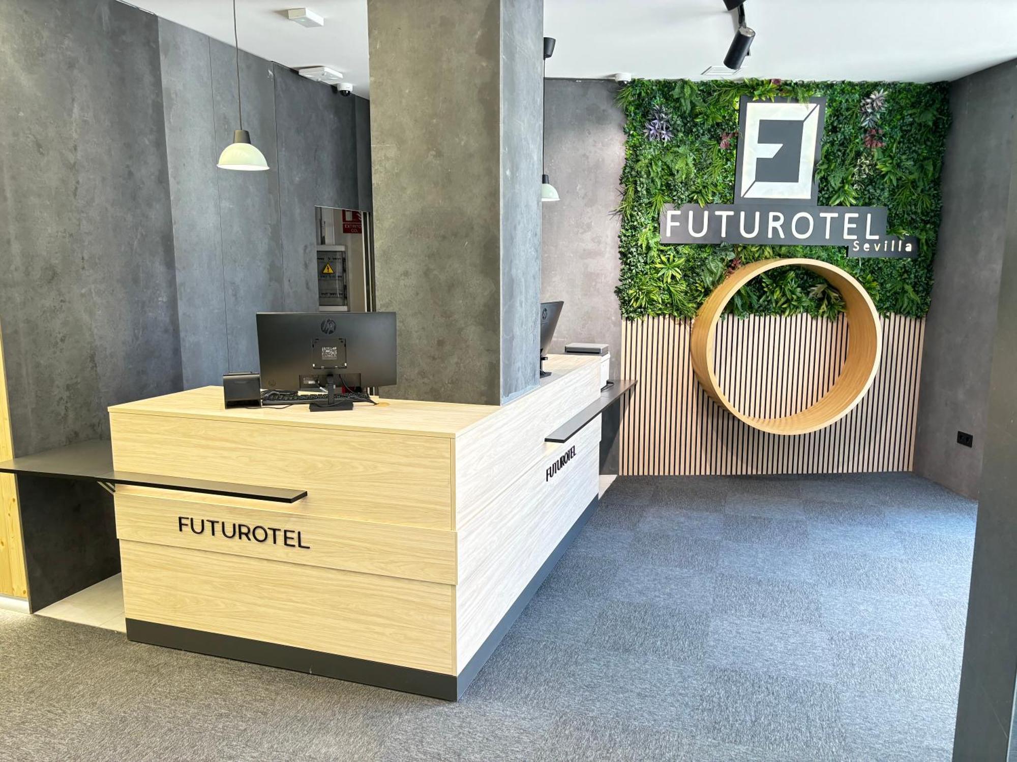 Futurotel Sevilla Екстериор снимка