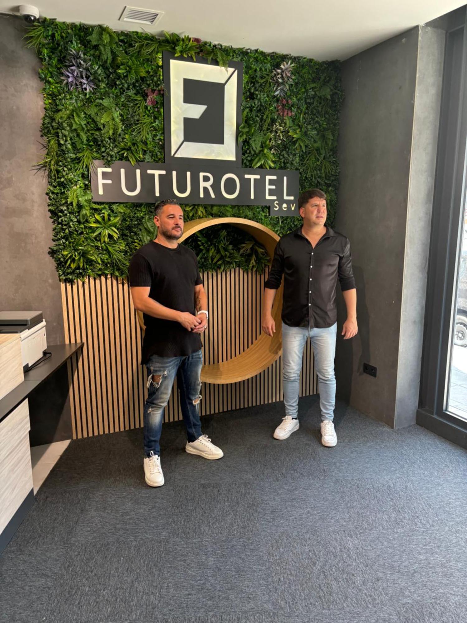 Futurotel Sevilla Екстериор снимка