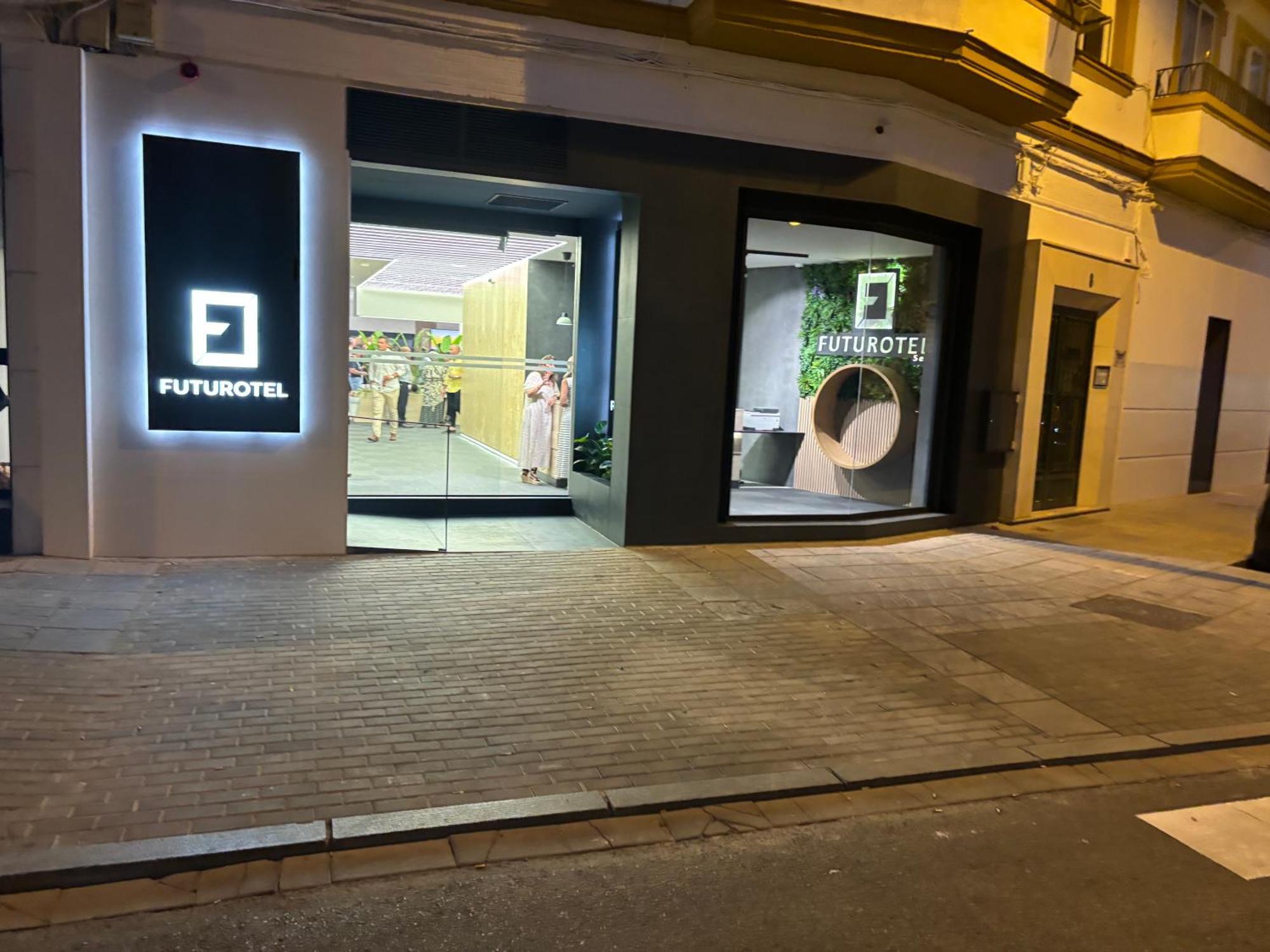 Futurotel Sevilla Екстериор снимка