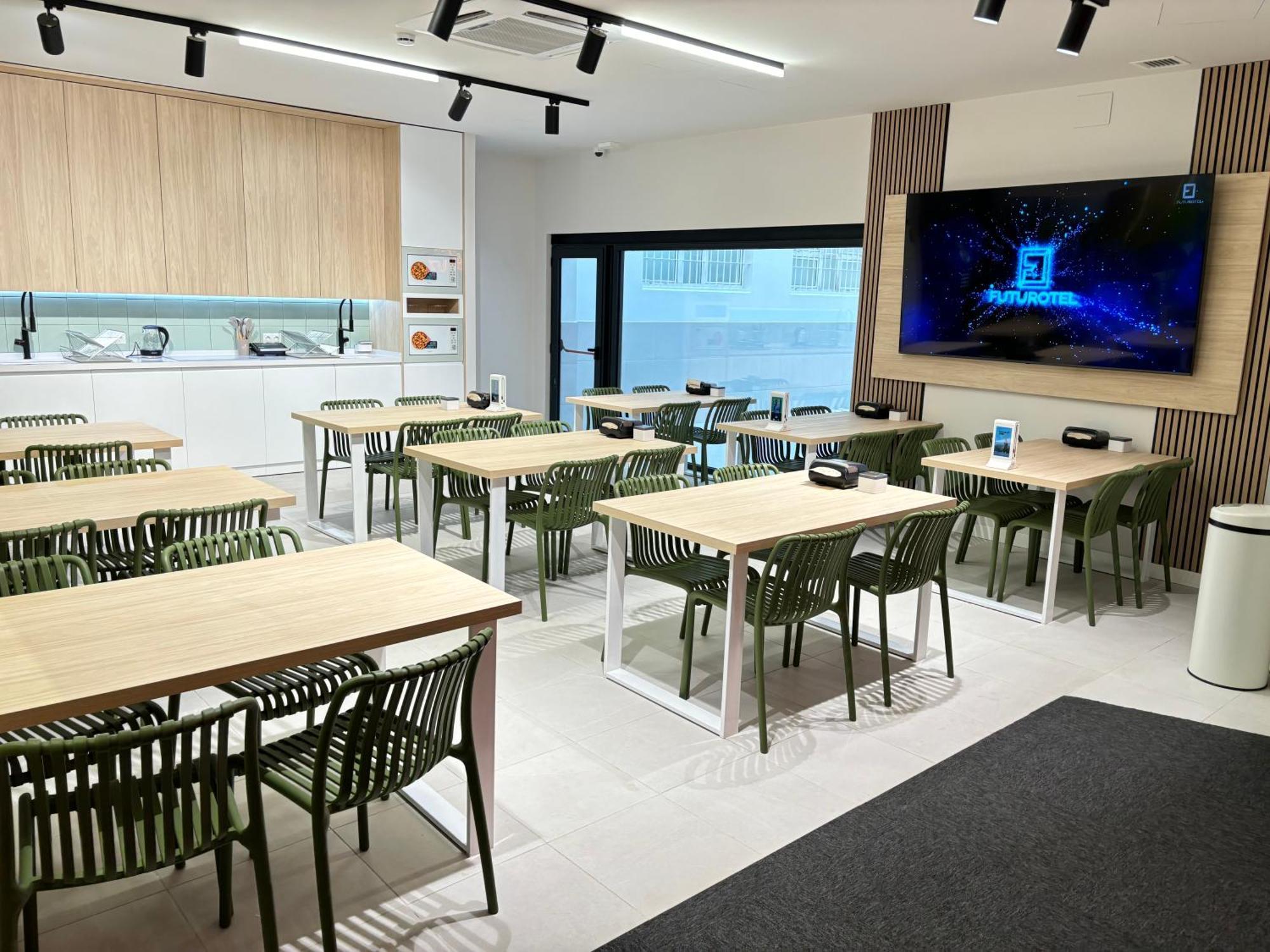 Futurotel Sevilla Екстериор снимка