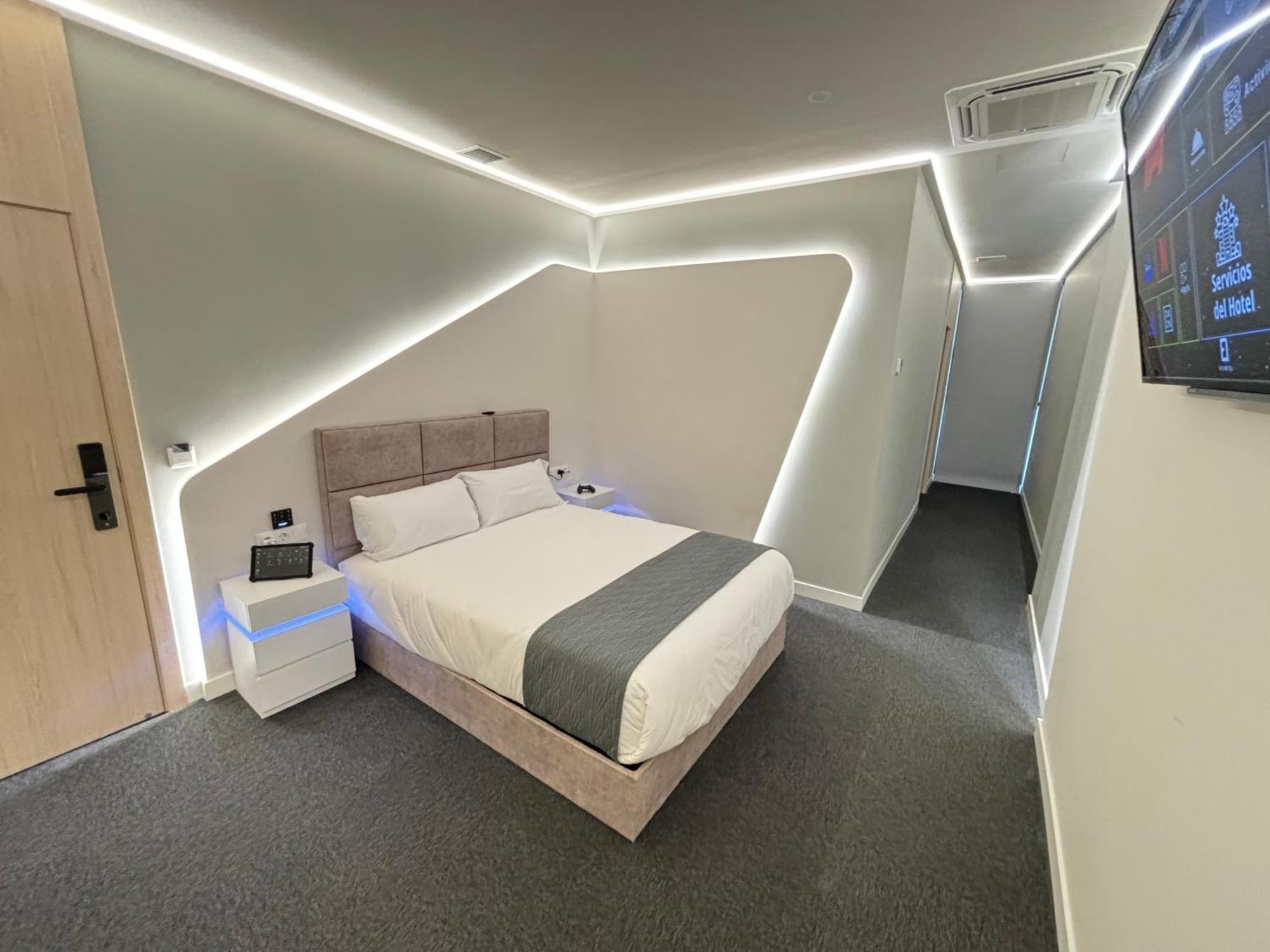 Futurotel Sevilla Стая снимка