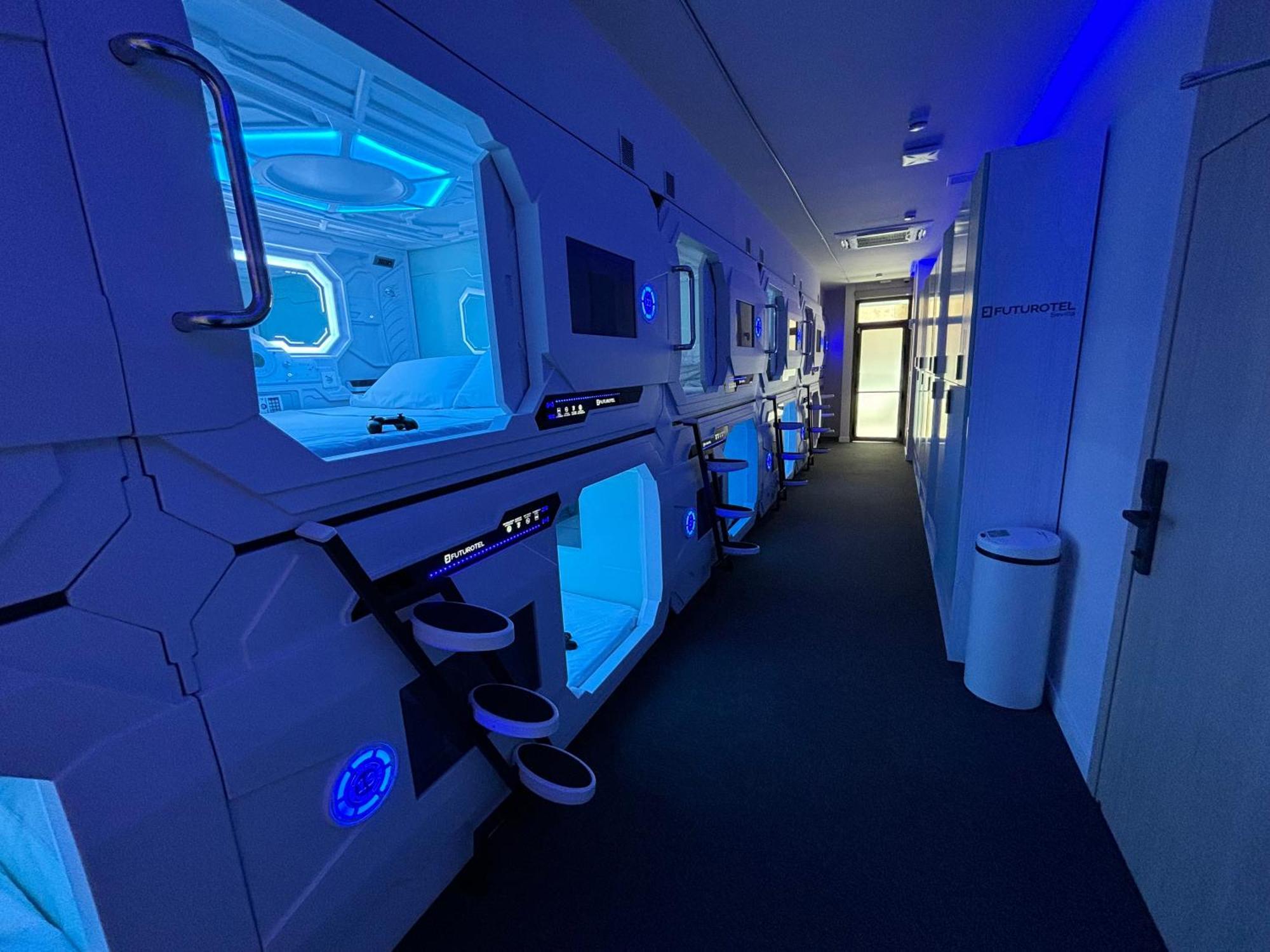 Futurotel Sevilla Екстериор снимка